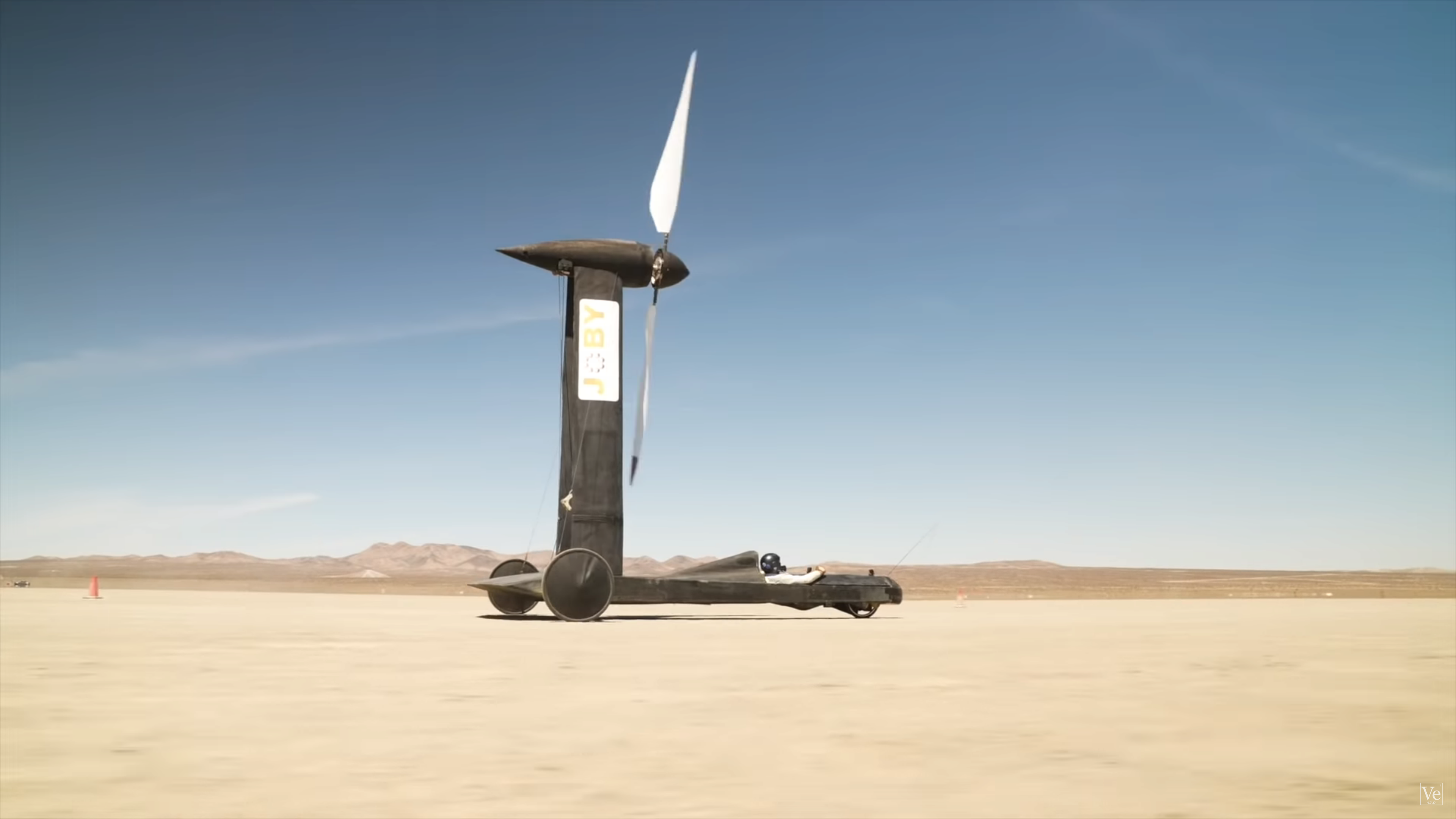 youtuber-sukses-bikin-mobil-tenaga-angin,-menang-taruhan-rp145-juta-lawan-ilmuwan
