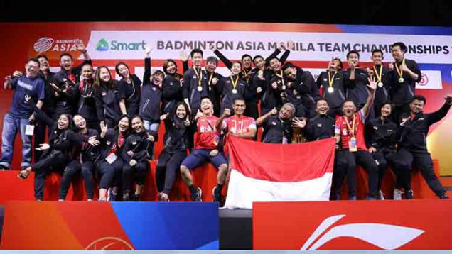 tiba-di-manila,-skuat-indonesia-siap-tempur-di-badminton-asia-championship-2022