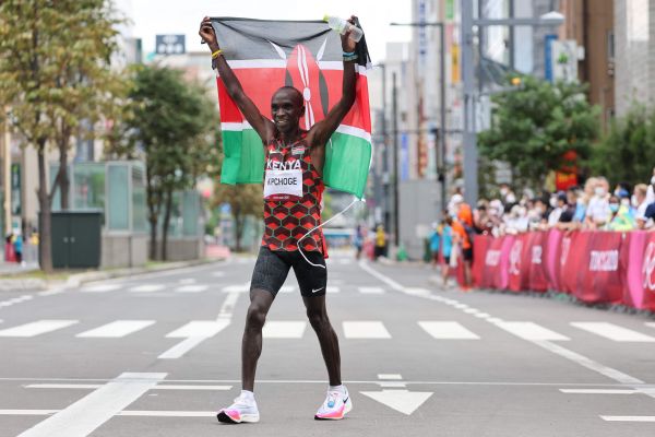eliud-kipchoge-pertajam-rekor-dunia-di-berlin-marathon-2022